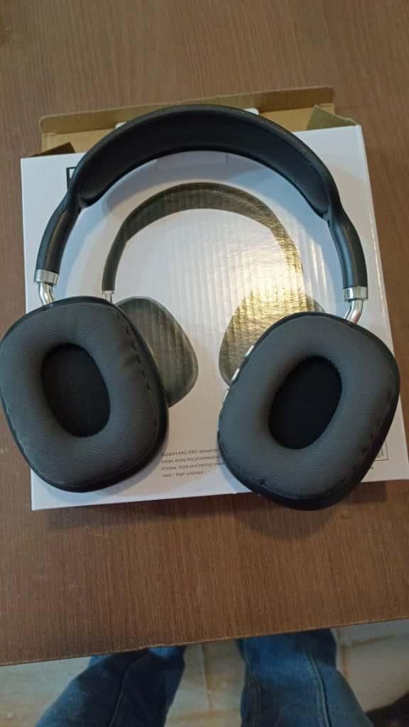 Wireless Bluetooth Headphones